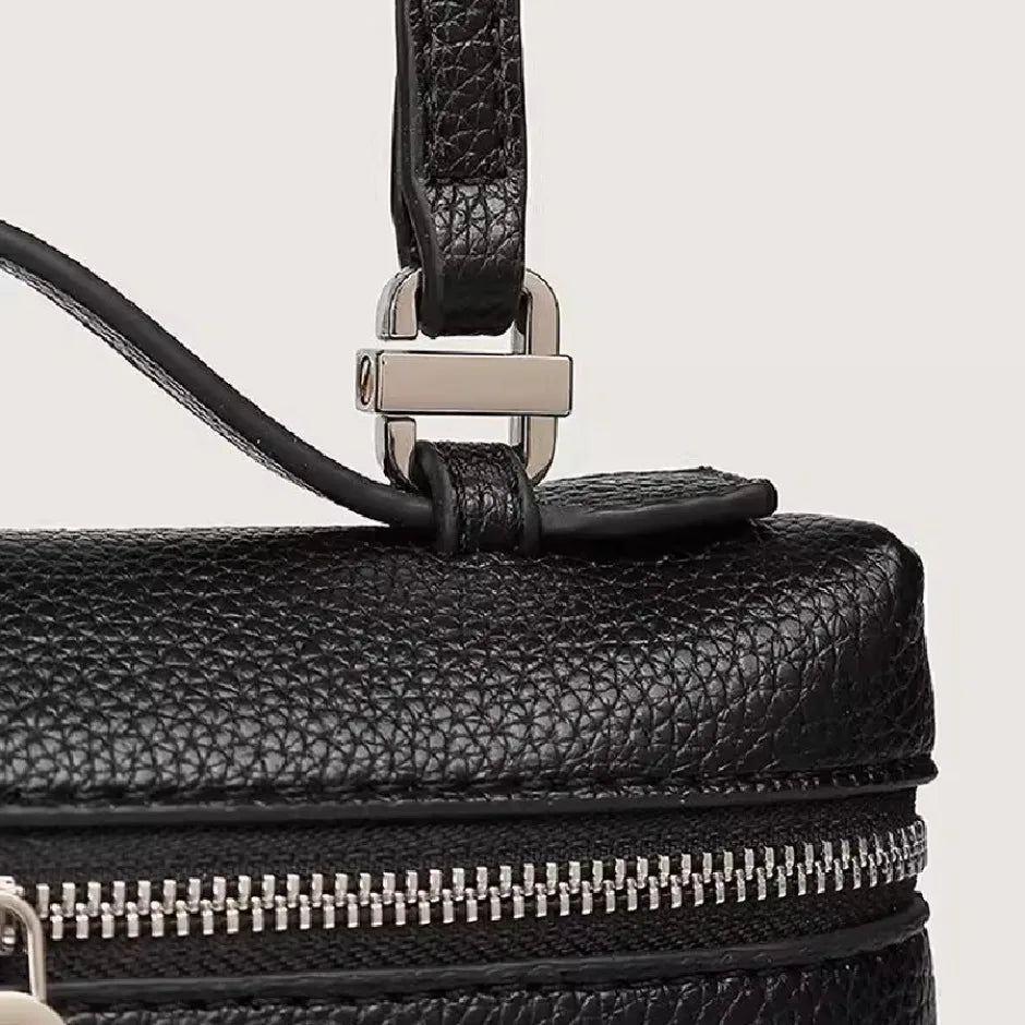 Mallorca strap hardware detail