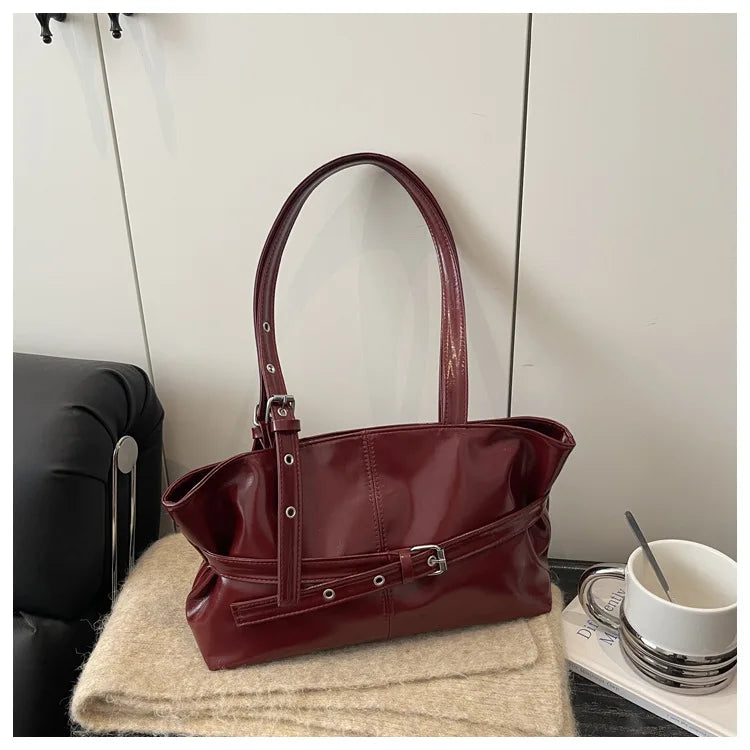 Bellaro Monaco Bag in Red