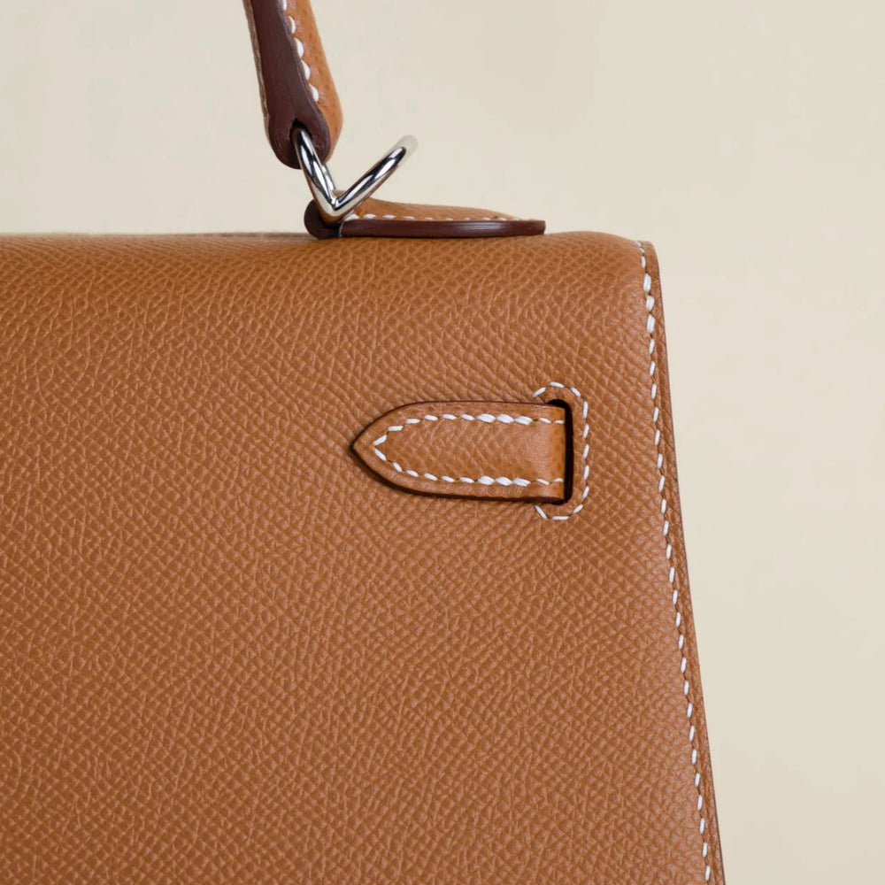 Bellaro St. Barth Bag handle and stitching detail