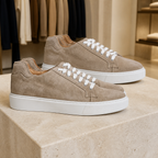 Camogli taupe esposta in boutique, vista 2