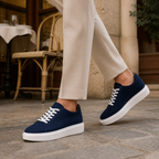 Amalfi blu indossata, close 2